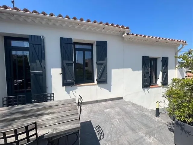 Maison de pêcheur 1900 Saint-Mandrier-sur-Mer 0*,  France